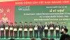 CHÚC MỪNG GIÁO SƯ INAGAKI NHẬN KỶ NIỆM CHƯƠNG “VÌ SỰ NGHIỆP PHÁT TRIỂN ĐHQGHN” CỦA ĐẠI HỌC QUỐC GIA HÀ NỘI