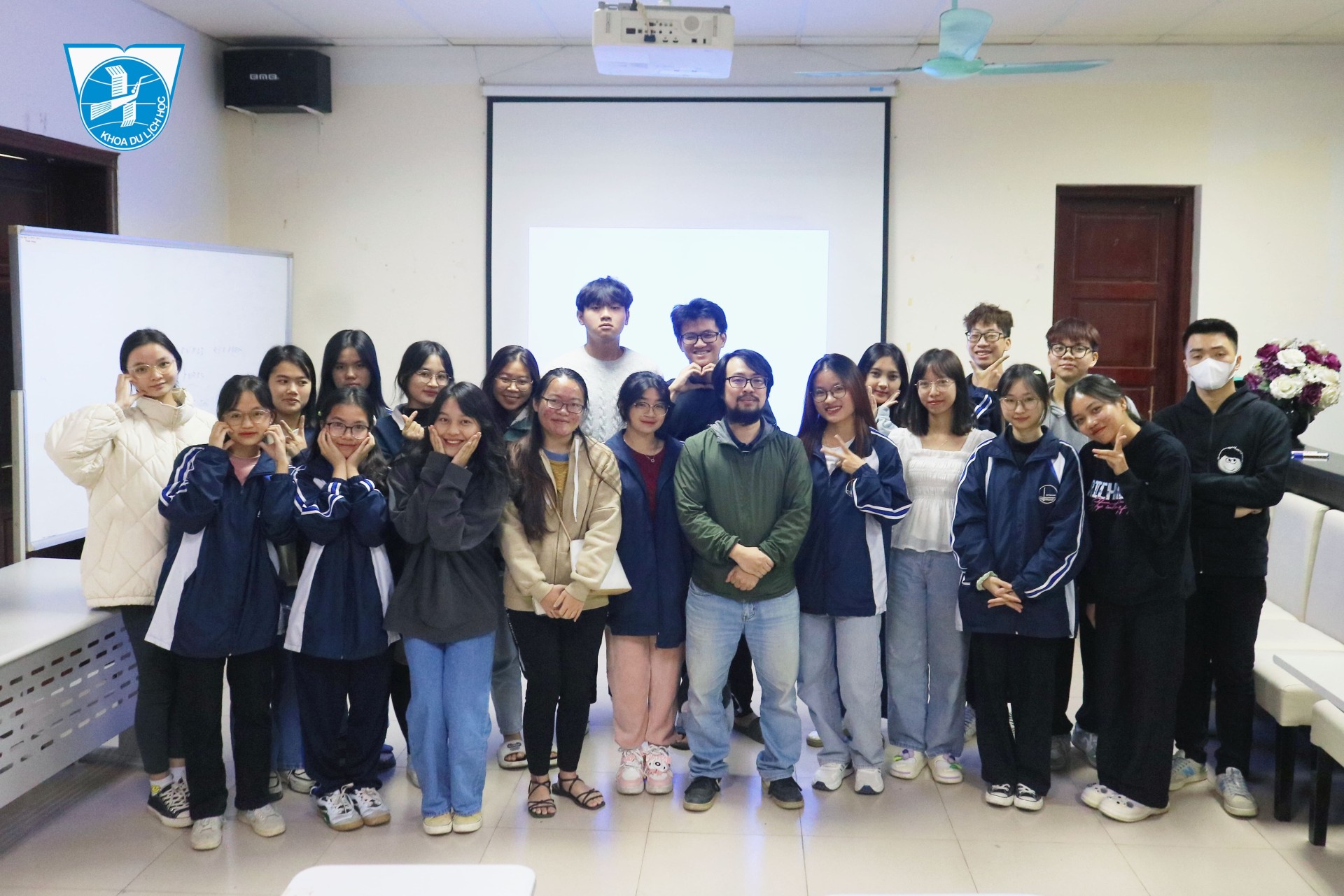 RECAP BUỔI TẬP HUẤN TRUYỀN THÔNG CỦA KHOA DU LỊCH HỌC