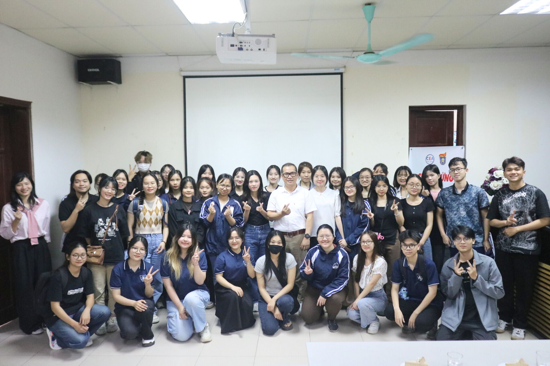 |RECAP| TỌA ĐÀM NGHIÊN CỨU KHOA HỌC SINH VIÊN SỐ 3/2024