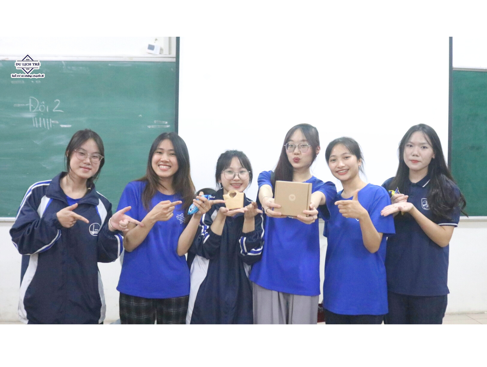 10 Hoạt động Teambuilding