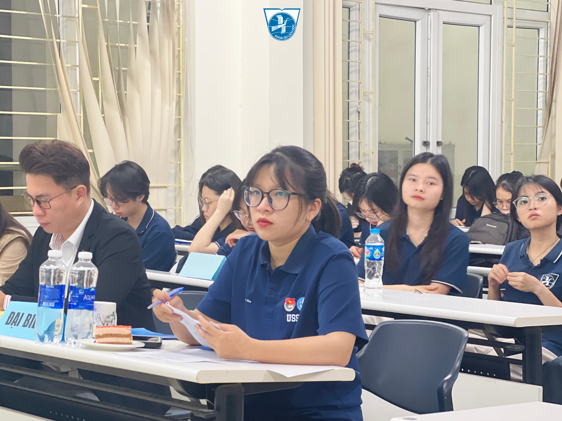 Thiết kế chưa có tên zip 5