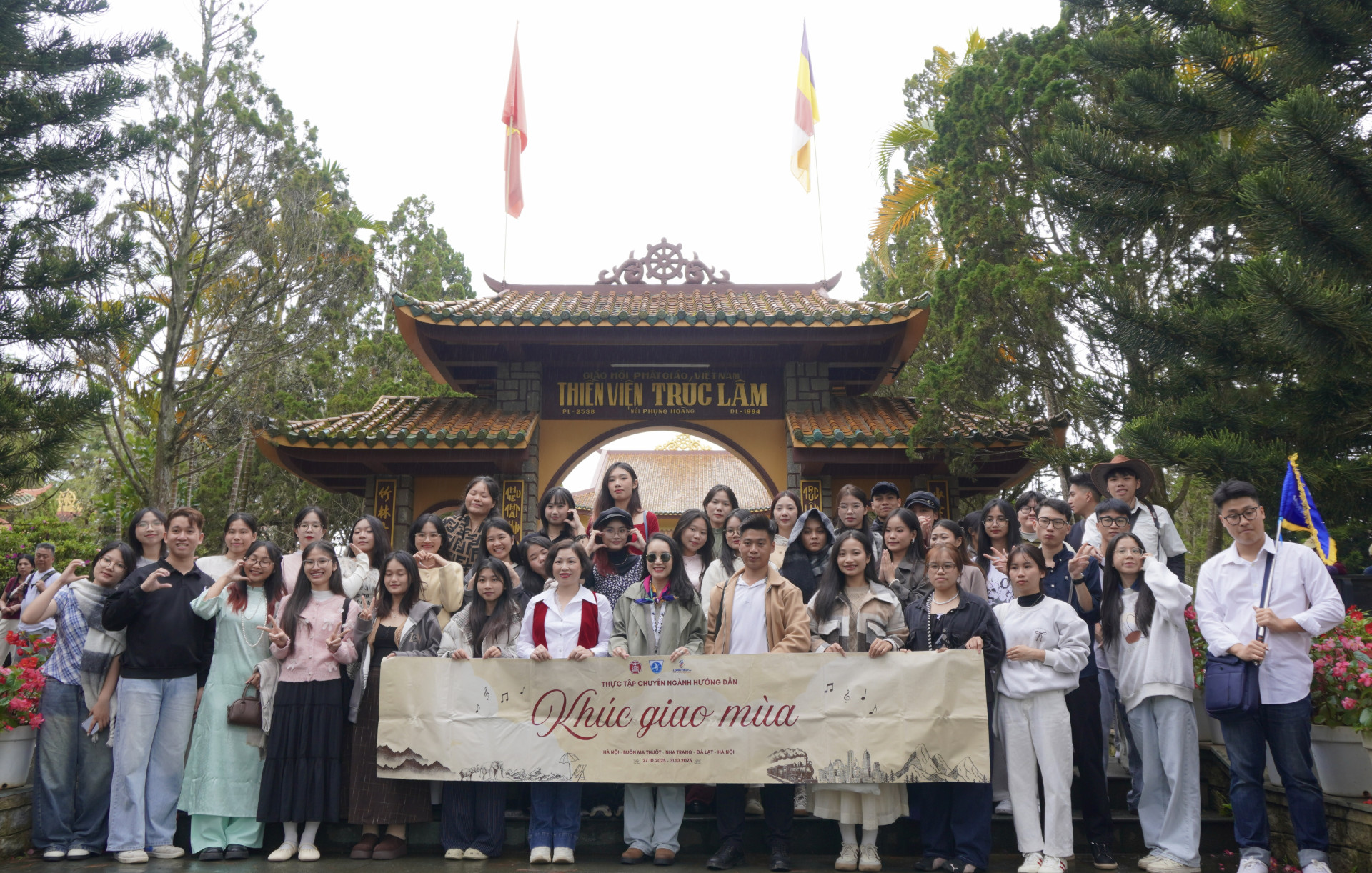  TỔNG KẾT CHUYẾN THỰC TẬP CHUYÊN NGÀNH HƯỚNG DẪN 2025 “KHÚC GIAO MÙA”: HÀ NỘI – BUÔN MÊ THUỘT – NHA TRANG – ĐÀ LẠT